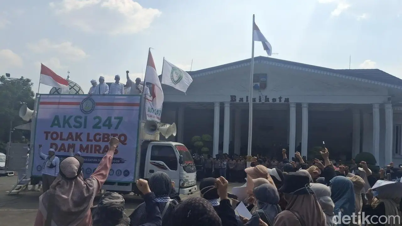 Demo Tolak LGBT di Bogor: Perwali Pencegahan Dibahas Pemprov Jabar