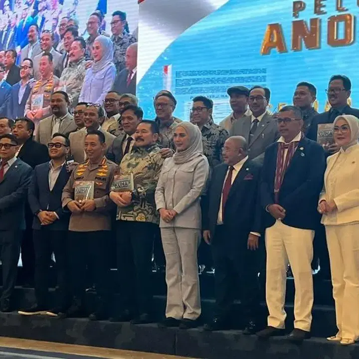DPR Luncurkan Buku Anotasi KUHAP 2025, Dihadiri Kapolri hingga Ketua KPK