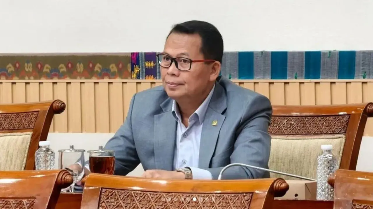 DPR Minta Bentrokan Maut di Adonara NTT Diusut Tuntas