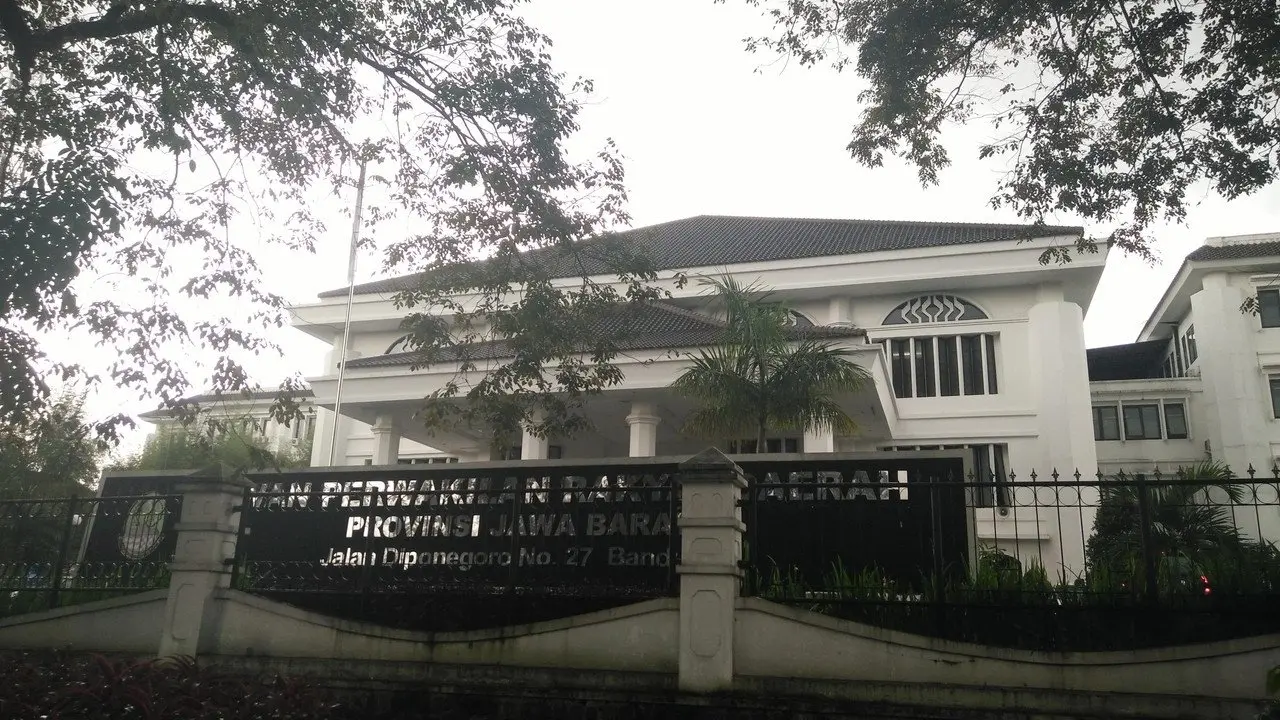 DPRD Jabar Sahkan Pertanggungjawaban APBD 2025 Menjadi Perda
