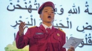 Drama Bahasa Inggris dan Seni Tradisi Hiasi Open House Sekolah Rakyat Lombok