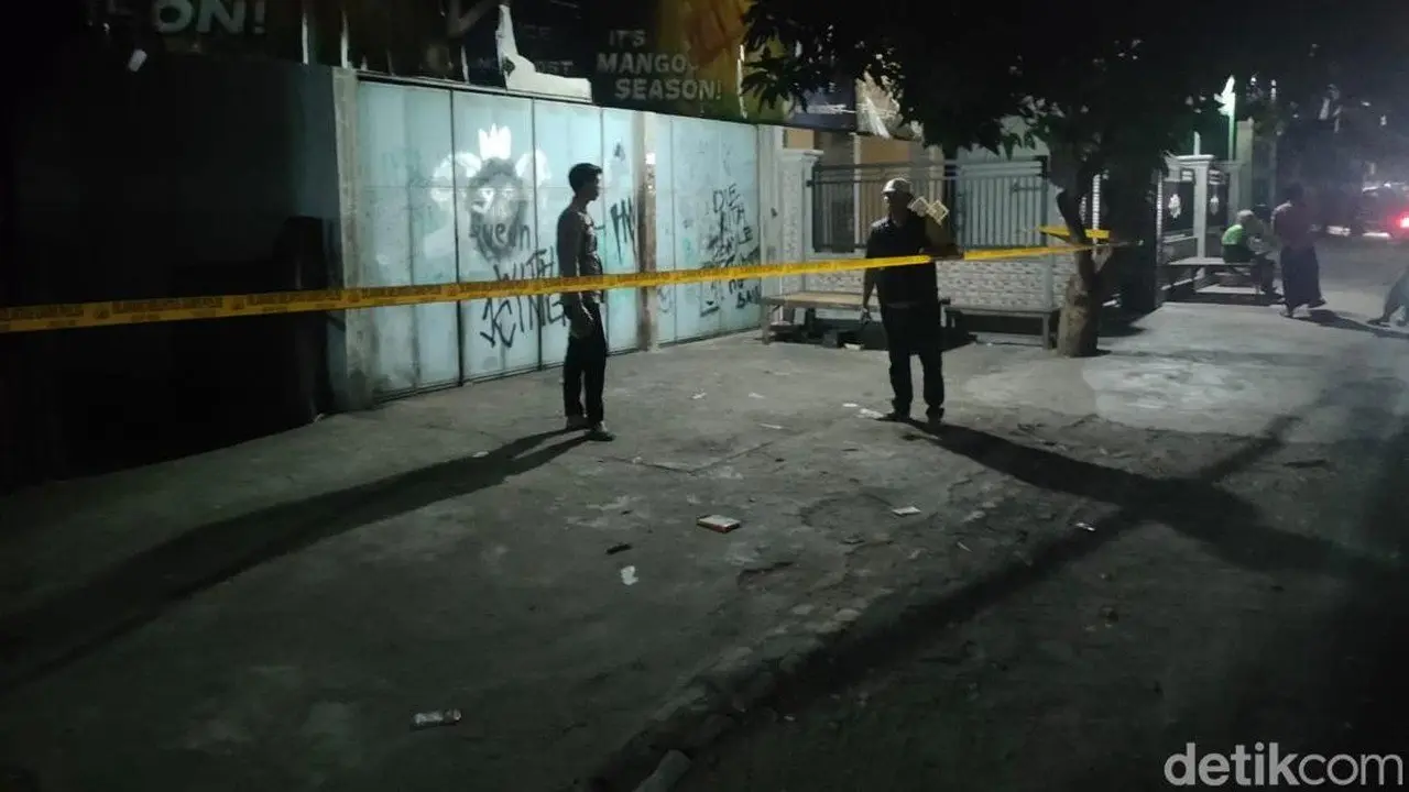 Duel Carok Maut di Sampang: Kakek 60 Tahun Vs Dua Pria, Semua Terluka