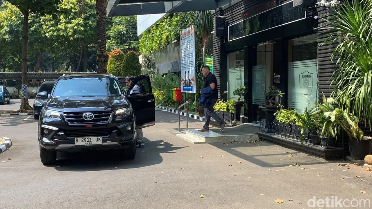 FBI dan Secret Service Periksa Uang Sitaan dalam Kasus Febrie Adriansyah