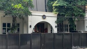 Polisi Tutup Kafe de’Clan Usai Penggeledahan Terkait Tiga Perkara Korupsi dan TPPU