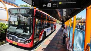 Pemprov DKI Kaji Usulan Tambah Enam Golongan Penerima Transportasi Umum Gratis
