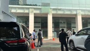 Polisi Sebut Kaca Gedung BGN Pecah Diduga Akibat Perbedaan Suhu