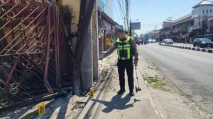 Olah TKP: Polisi Sebut Ban Selip Picu Kecelakaan McLaren Yang Dikendarai YouTuber