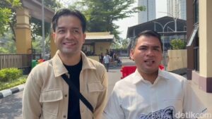 Revand Pastikan Lapor Pencemaran Nama Baik: “Saya Tidak Kenal Orangnya”