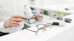 Cermati Protect Gandeng DR SPECS Luncurkan Cermati Vision untuk Proteksi Kacamata