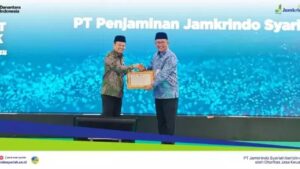 Jamkrindo Syariah Raih Penghargaan Program Dampak Hijau