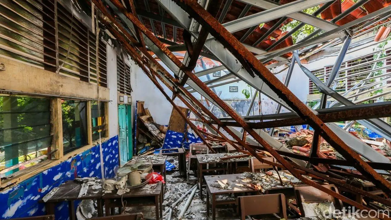Gedung SDN Kebayoran Lama Roboh, Wagub Rano Panggil Jajaran Disdik DKI