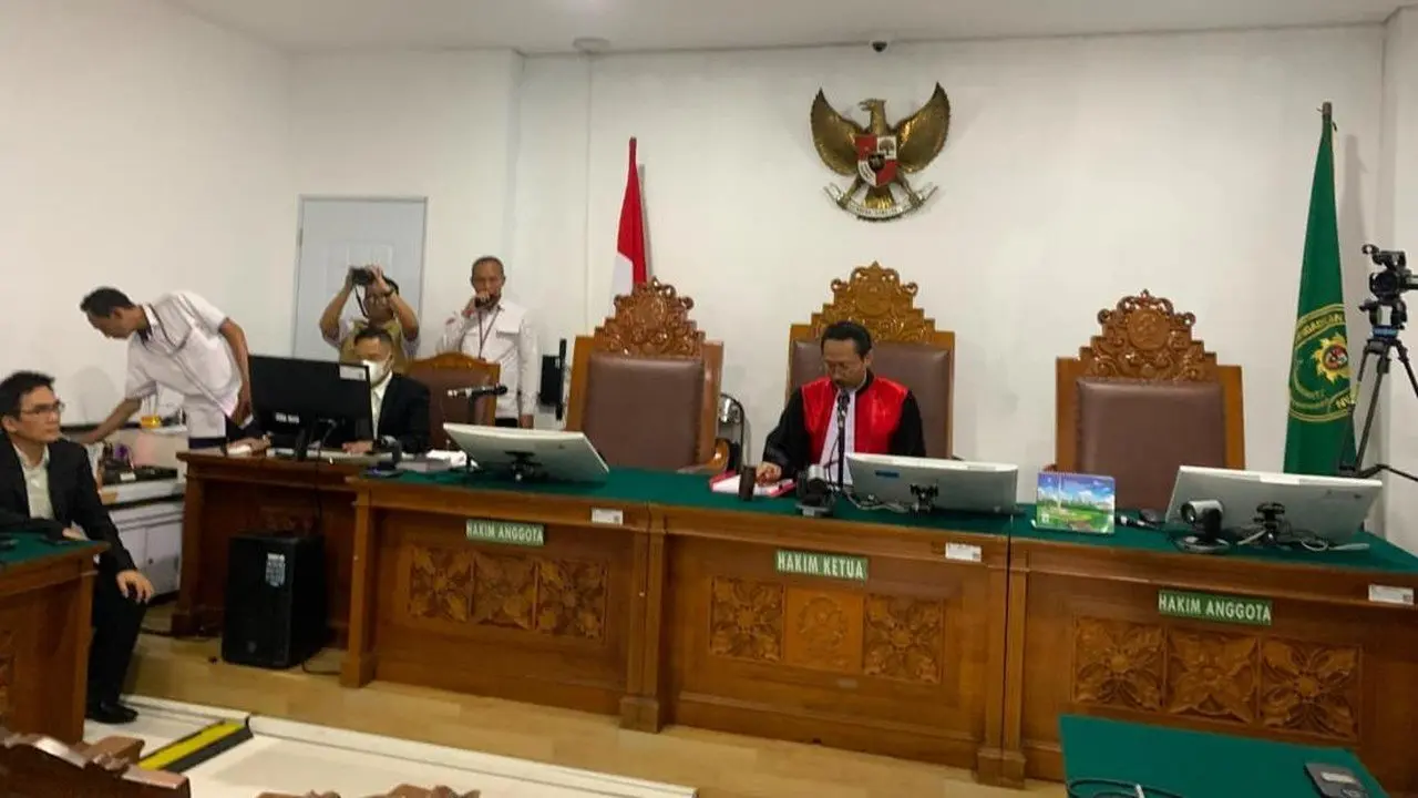 Hakim Tolak Praperadilan Roy Suryo, Dinilai Upaya Tunda Sidang Pokok Perkara