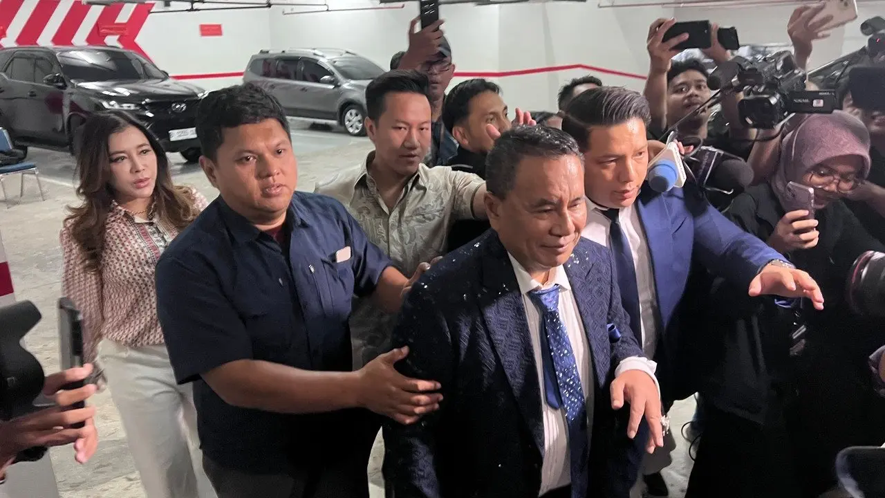Hotman Paris Ditetapkan Kuasa Hukum dan Dampingi Febrie Ardiansyah Saat Pemeriksaan Tersangka