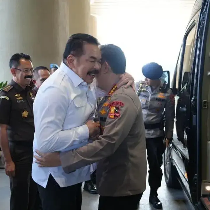 Jaksa Agung Terima Kunjungan Kapolri: Sinergi, Bukan Persaingan