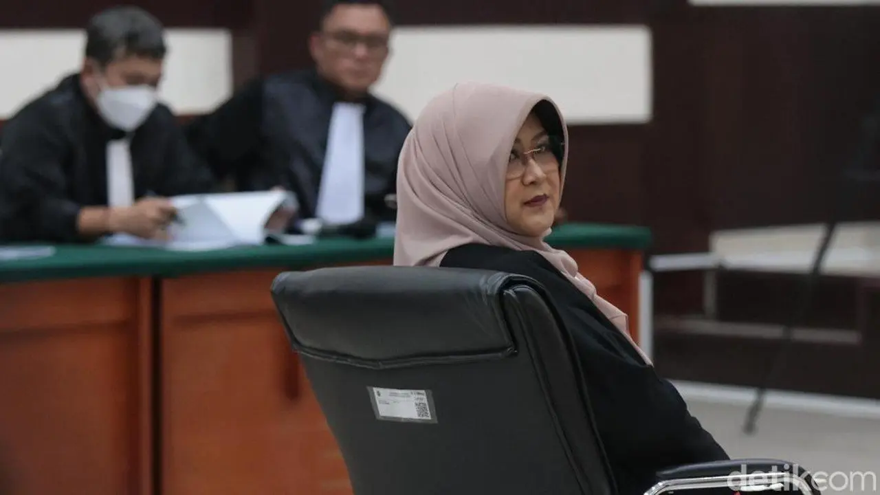 Jaksa Minta Hakim Tolak Eksepsi dr Tifa dan Lanjutkan Sidang ke Pembuktian