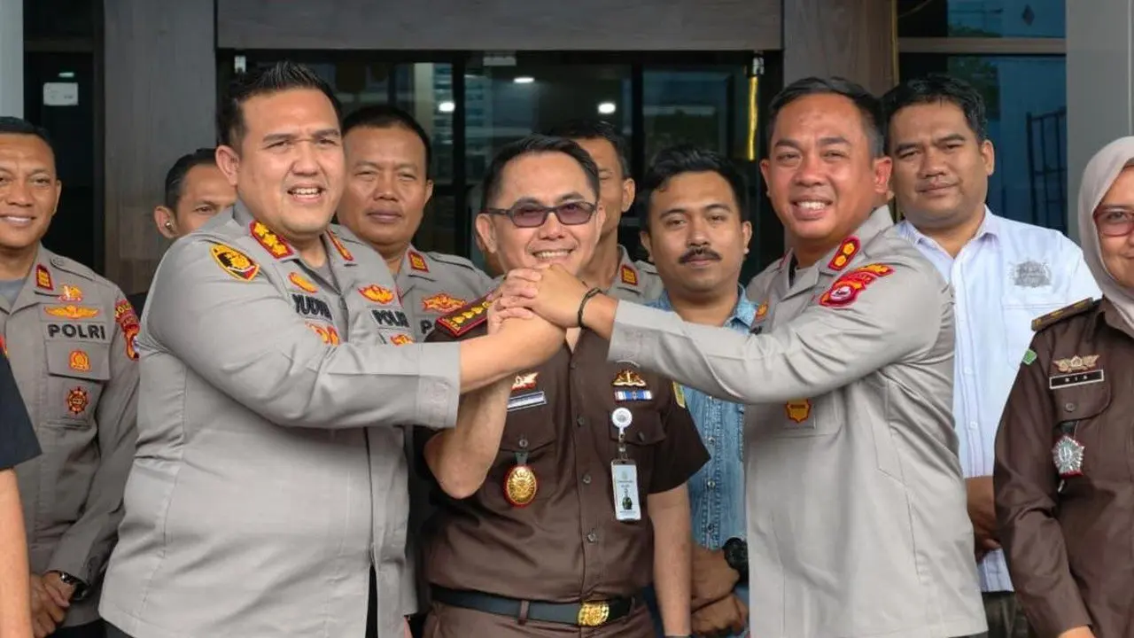 Kapolresta dan Kapolres Serang Jalin Silaturahmi dengan Kejari, Tegaskan Soliditas