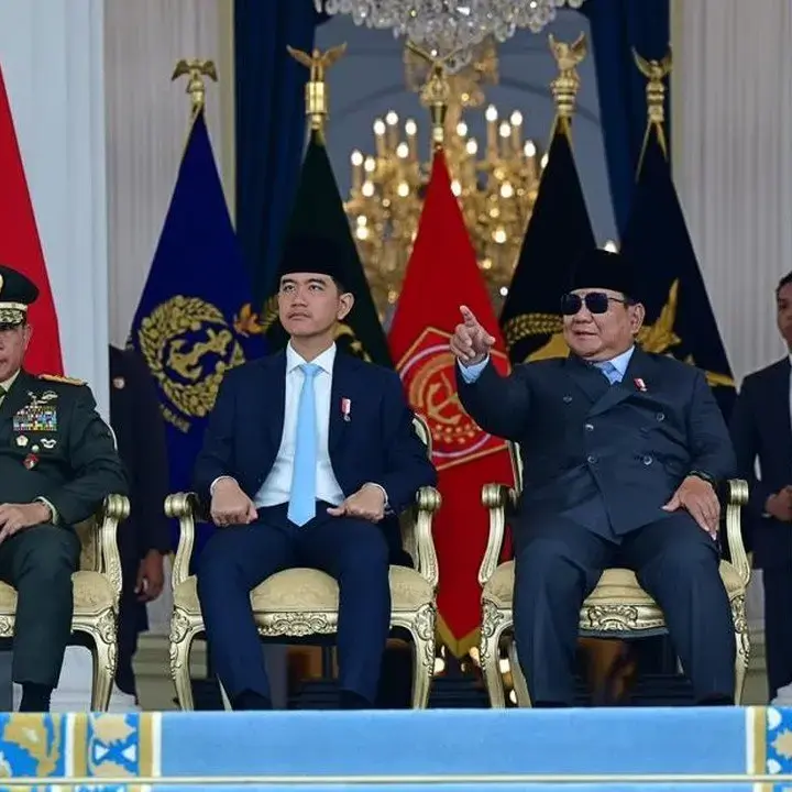 Kapolri dan Panglima TNI Tunjukkan Sinergi di Upacara Praspa Istana