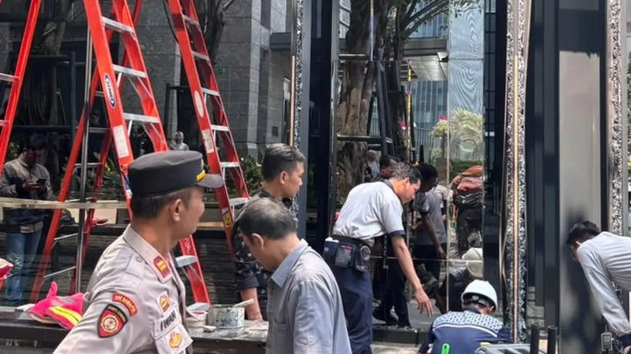 Kasus Mobil BYD Menabrak Kaca Gedung di SCBD Diselesaikan Lewat Ganti Rugi