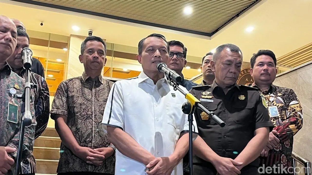Kejagung Tetapkan Eks Jampidsus Febrie Adriansyah sebagai Tersangka TPPU