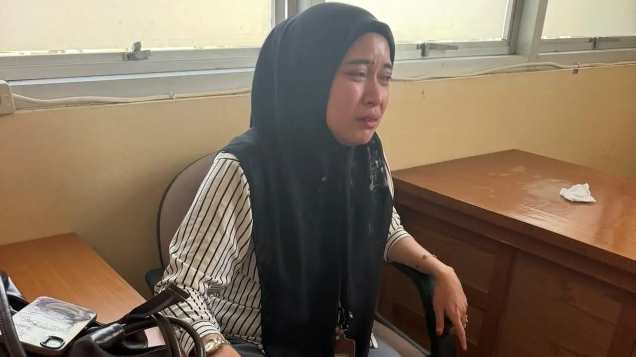 Ketua DPRD Bone Dilaporkan ke Polisi Usai Lempari Staf dengan Kue