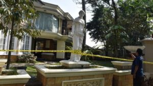 KPK Duga Rumah Jampidsus Febrie di Sentul Didaftarkan Lewat Nominee