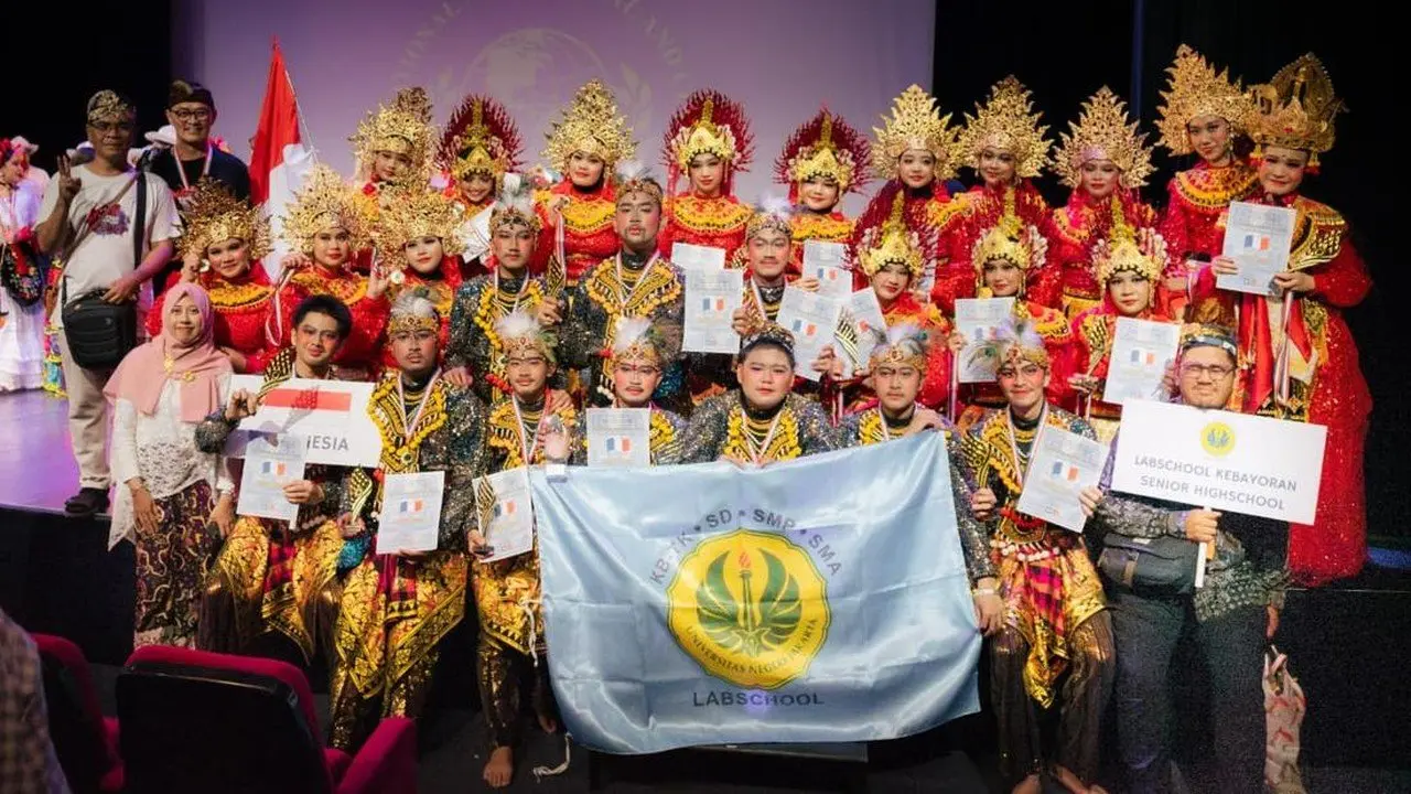 Labschool Kebayoran Raih Dua Gelar Grand Prix di Festival Paris 2026