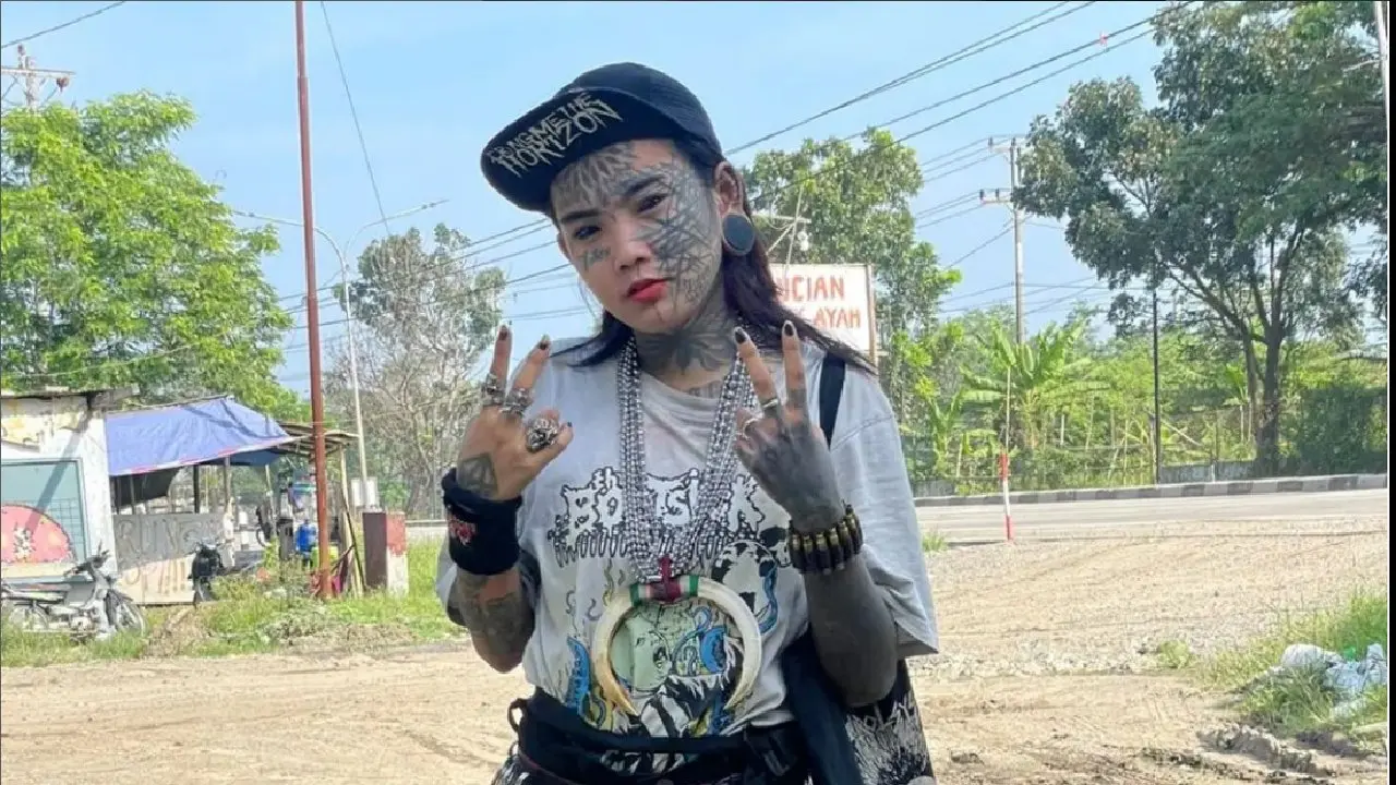 Lady Punk Mondy Tatto Tersangka Kasus Pengeroyokan Berujung Maut di Bekasi