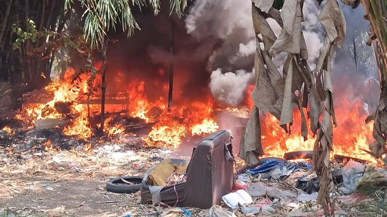Lahan Kosong di Sukahati Cibinong Terbakar, Diduga Berawal dari Pembakaran Sampah