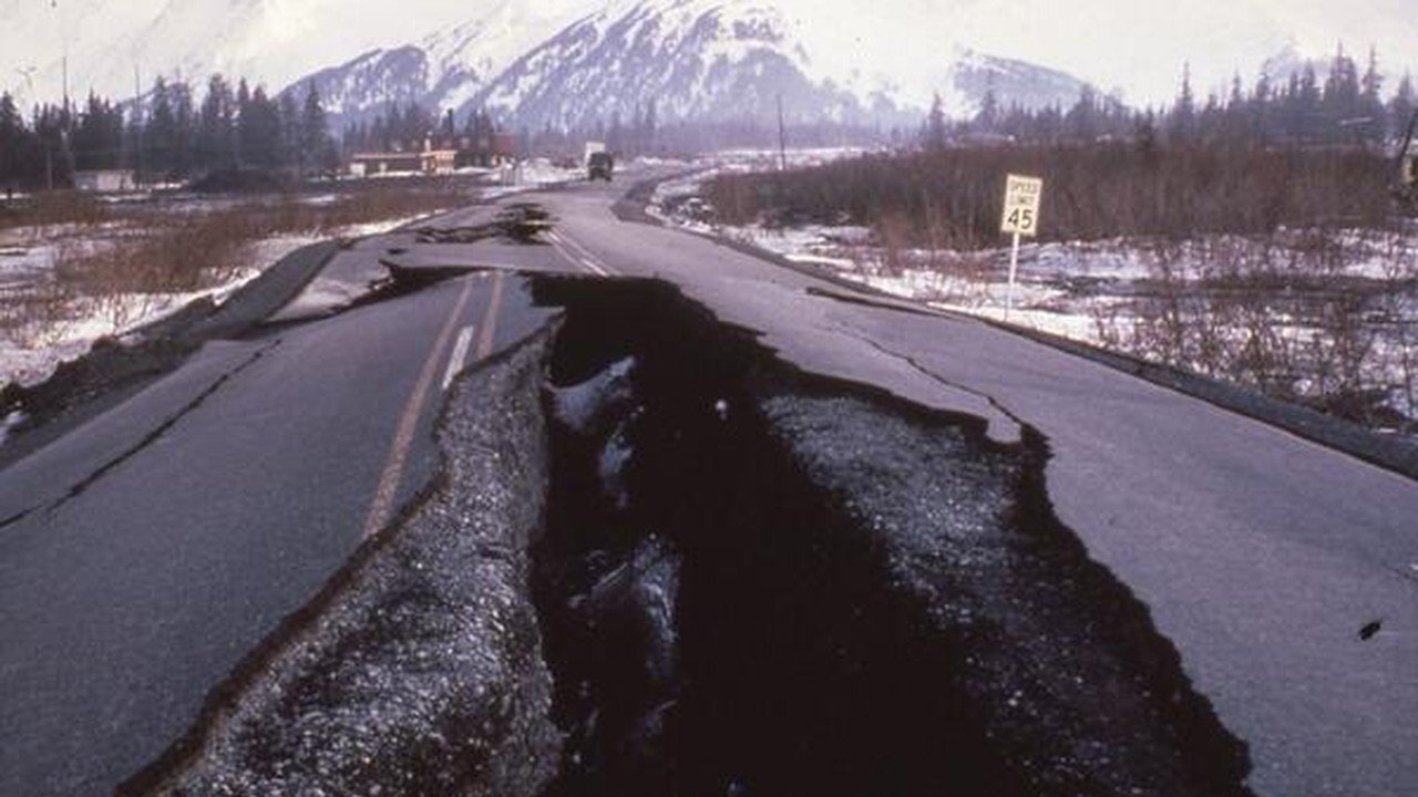 Mencatat Gempa Alaska 1964 Magnitudo 9,2: Tsunami, Kerusakan, dan Warisannya