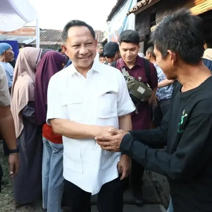 Mendagri Apresiasi “Tender Rakyat” BSPS di Bandung, Transparansi Jadi Kunci