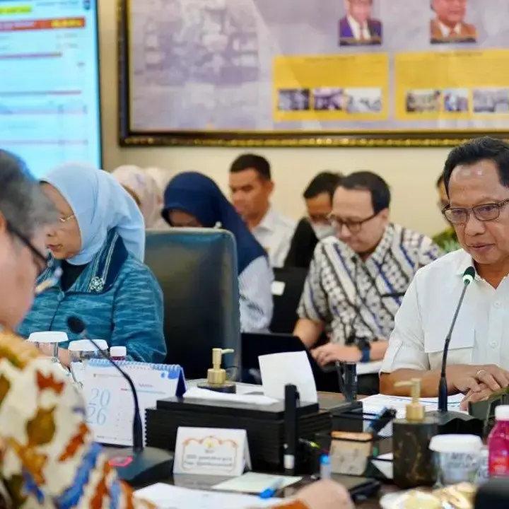 Mendagri Minta Pemda Perkuat Pasokan dan Distribusi Agar Inflasi Terkendali