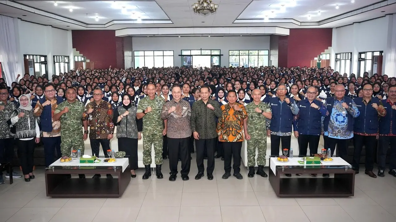 Menkop Resmikan Pelatihan dan Sertifikasi Manajer KDKMP Serentak di Seluruh Indonesia