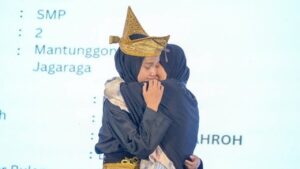 Mensos Pastikan Sekolah Rakyat Dongkrak Kepercayaan Diri Siswa Lombok Barat