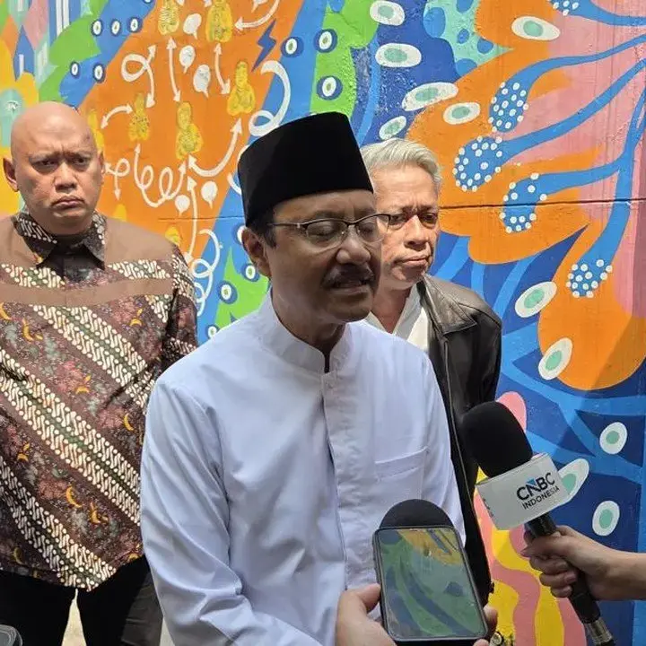 Mensos Terima Masukan ICW Soal Anggaran “Sekolah Rakyat”, Janjikan Tindak Lanjut