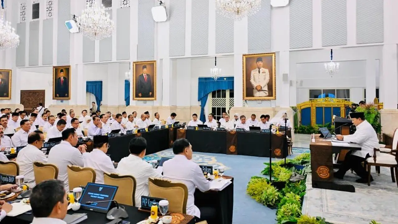 PAN: Posisi Duduk Prabowo-Gibran di Sidang Kabinet Sebatas Kebutuhan Teknis