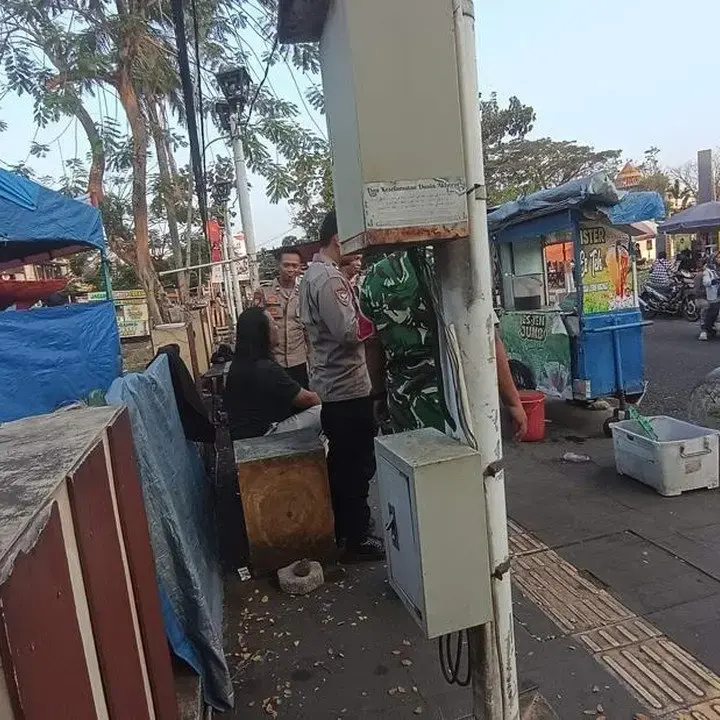 Pedagang Cerita Detik-detik Bom Rakitan Meledak Dekat Tempatnya di Tasikmalaya