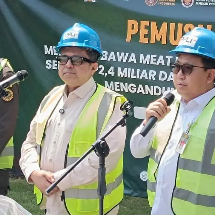 Pemerintah Sita dan Musnahkan 312 Ton Tepung Daging Mengandung Babi