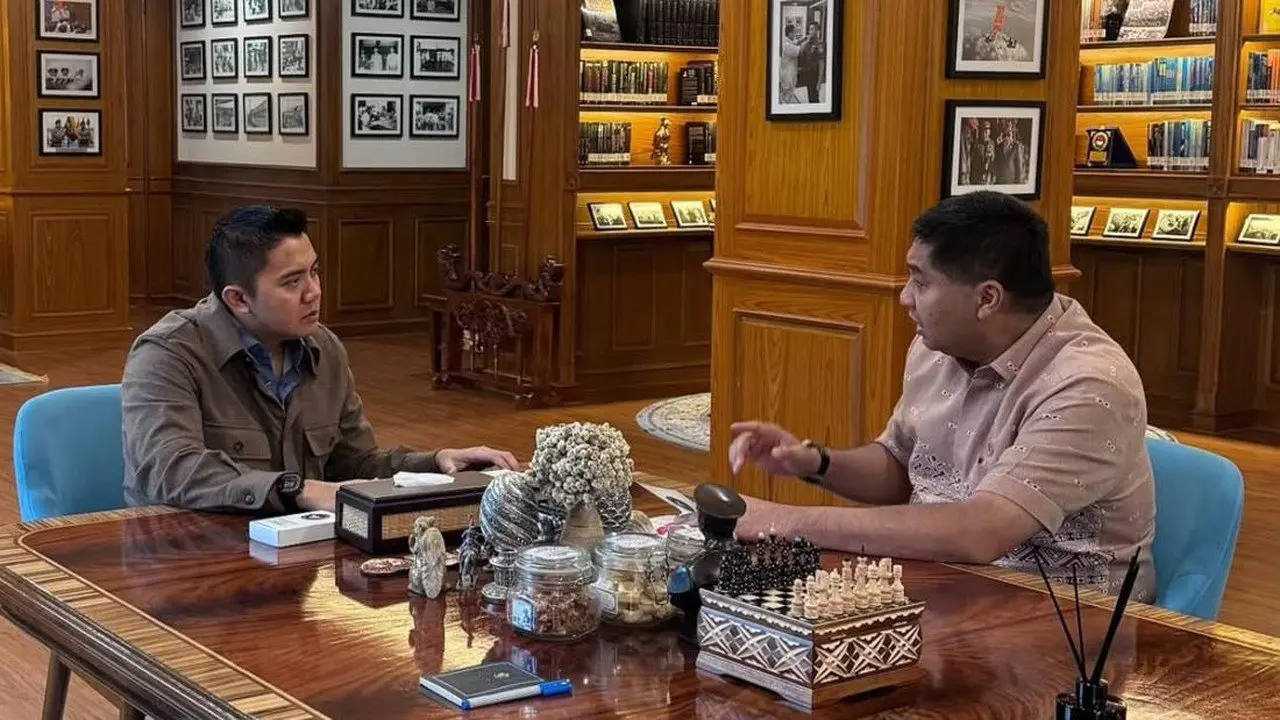 Pemerintah Targetkan 400 Ribu Rumah Direnovasi di 2026, Seskab dan Menteri Ara Bahas Percepatan