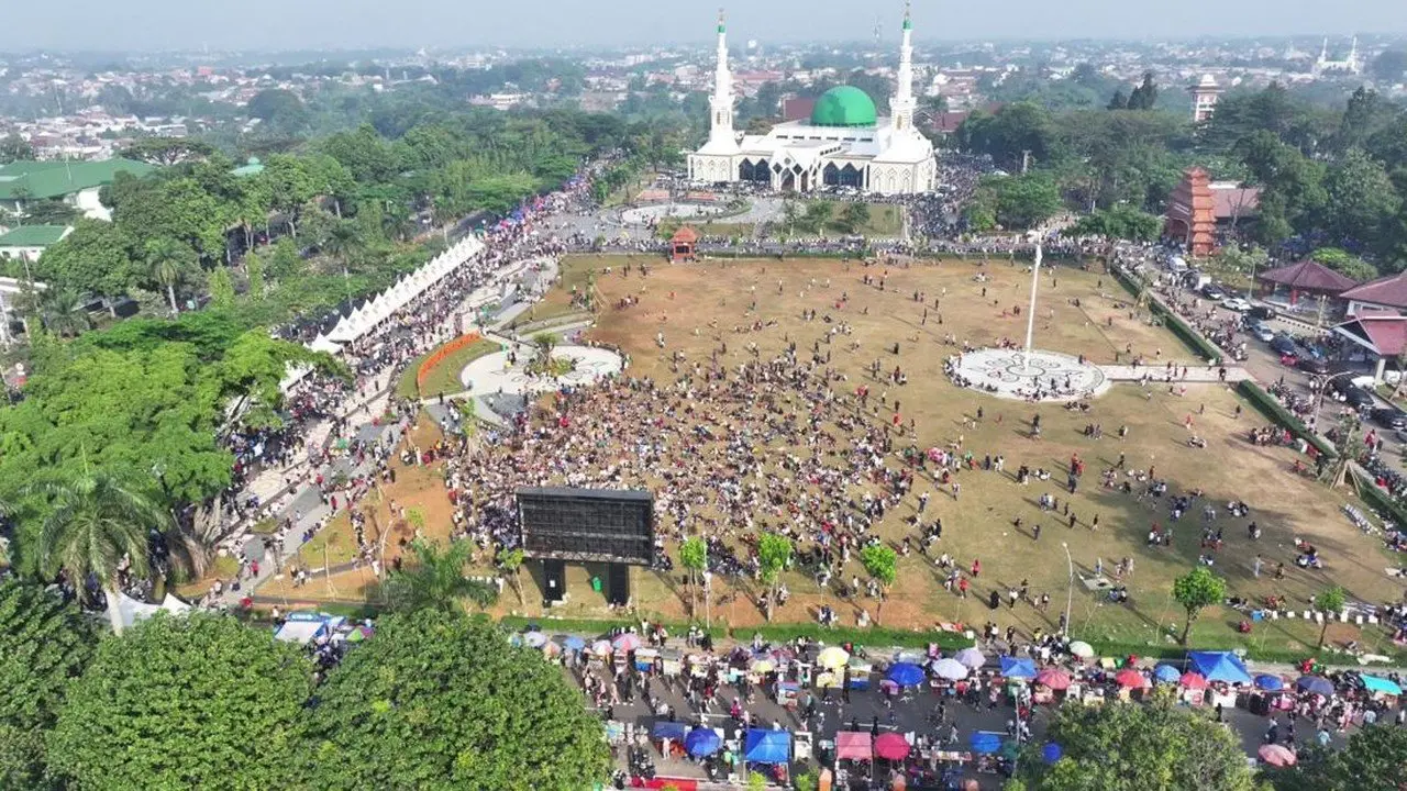 Pemkab Bogor Data dan Atur Jam Operasional PKL di Alun-alun Tegar Beriman