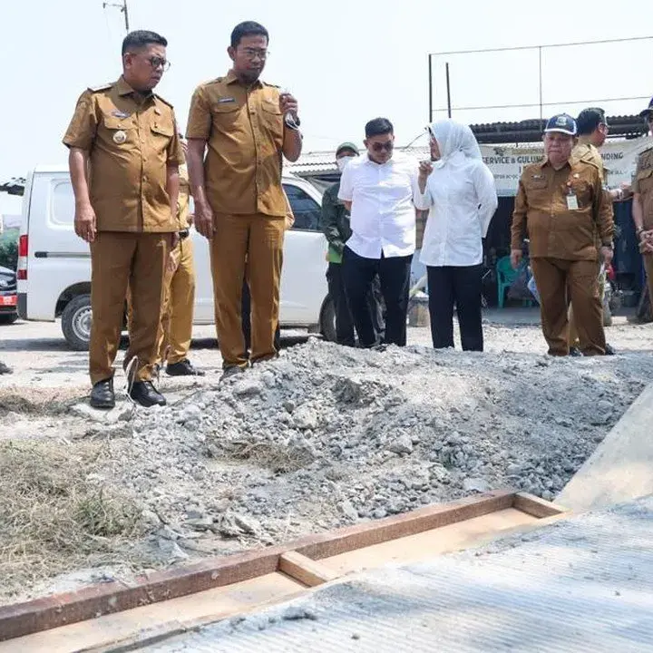 Pemprov Banten Rekonstruksi Jalan Teluknaga-Dadap dengan Beton