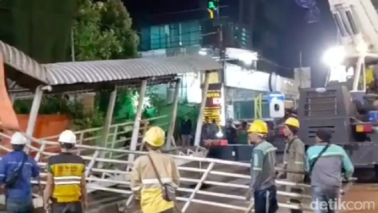 Pemprov DKI Susun Skema dan Langkah Hukum Atas Rusaknya JPO Tendean