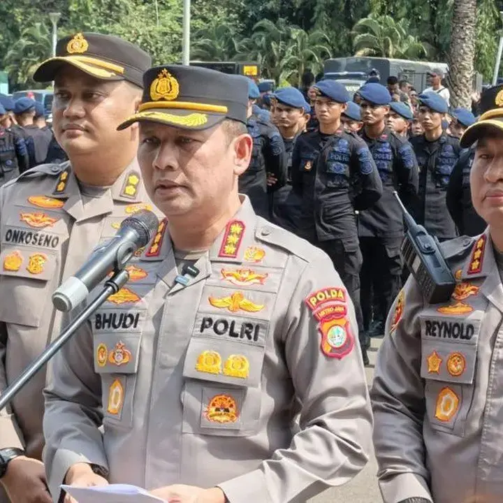 Polda Metro Kerahkan 4.839 Personel Amankan Unjuk Rasa di Monas dengan Pendekatan Humanis