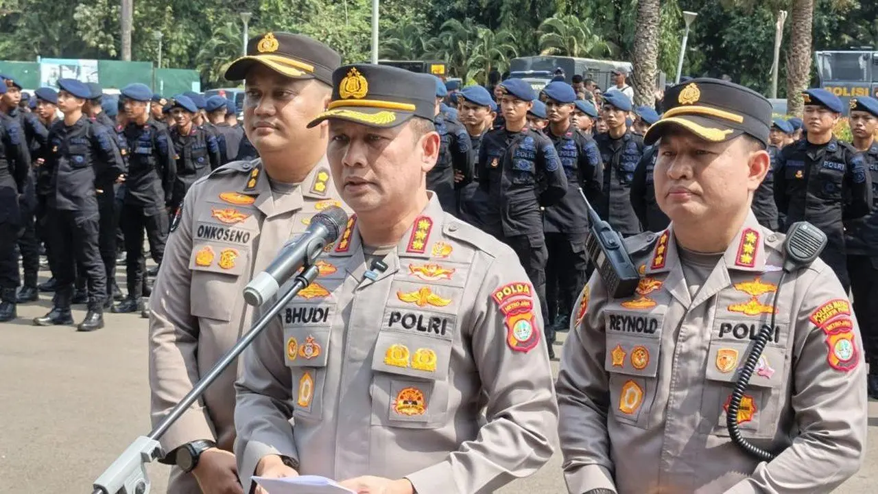 Polda Metro Kerahkan 4.839 Personel Amankan Unjuk Rasa di Monas dengan Pendekatan Humanis