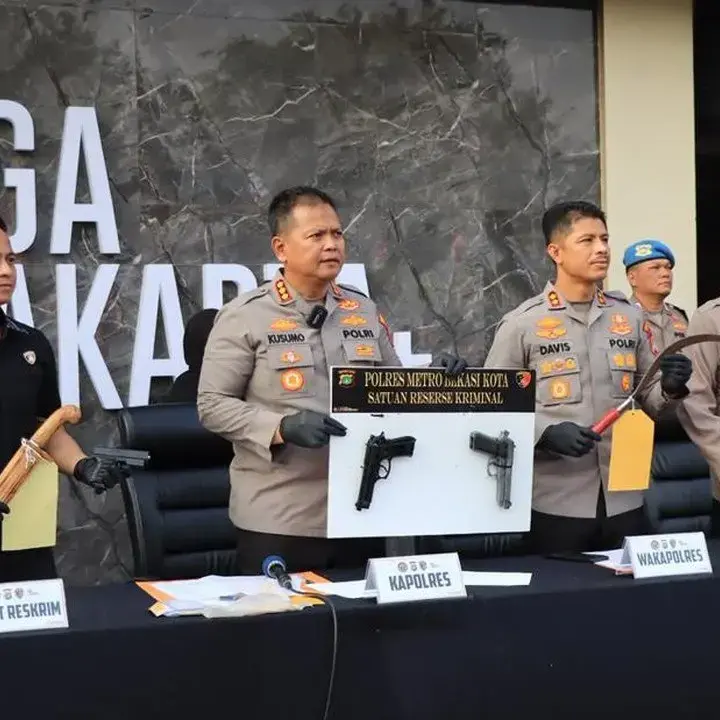 Polisi Bekasi Tangkap 3 Pelaku Tawuran, Sita Corbek dan Celurit