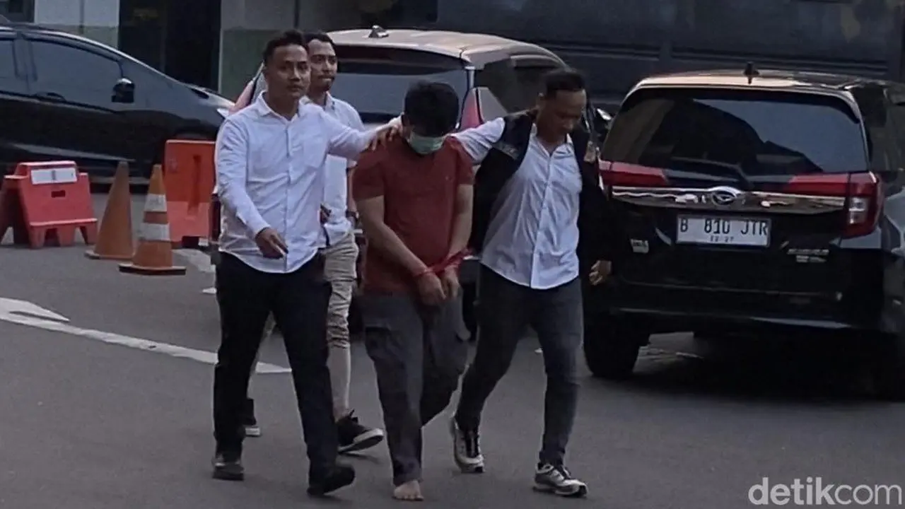 Polisi Tangkap Pengirim Ancaman Bom di SDN Srengseng Sawah 15