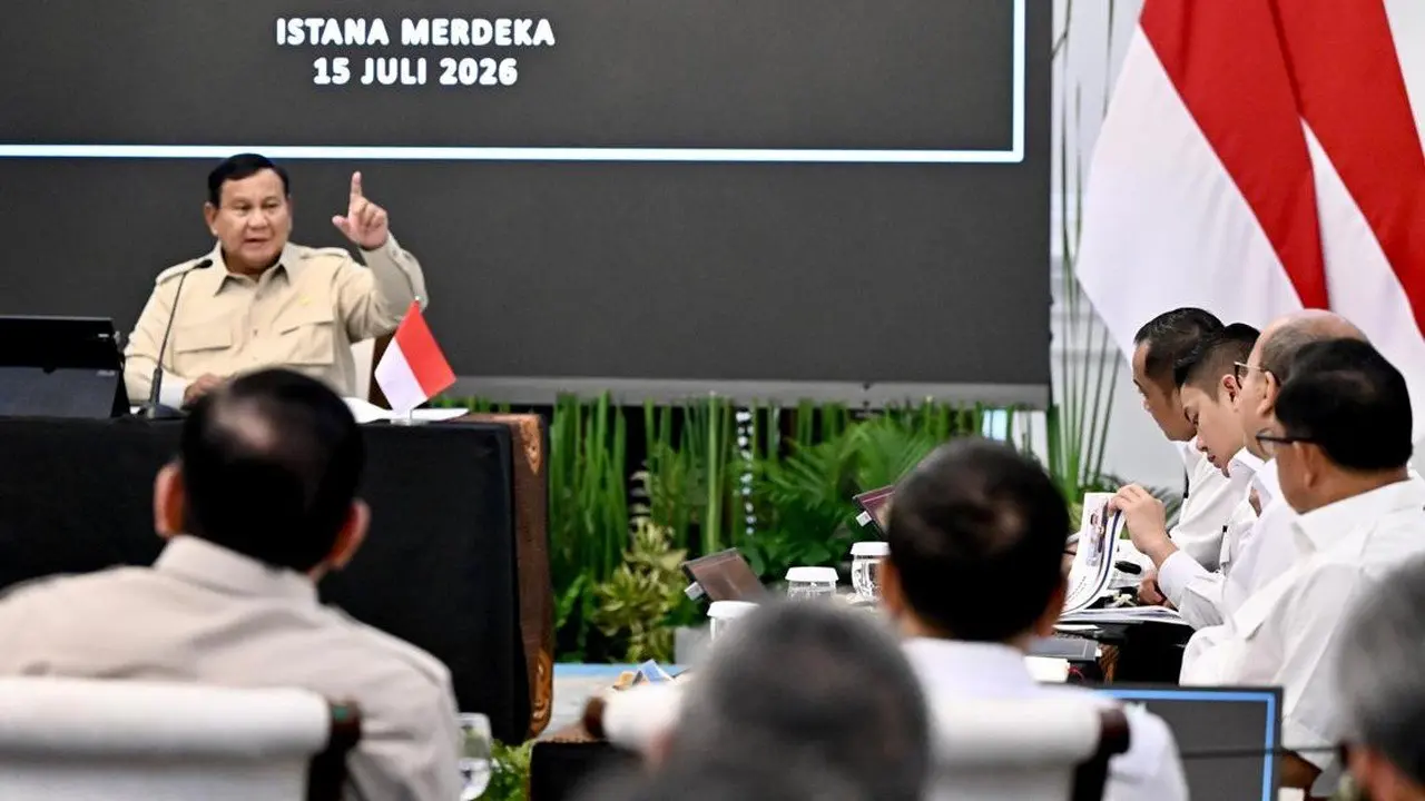 Prabowo Minta Seluruh Menteri Terlibat Bantu Perbaikan Program Makan Bergizi Gratis