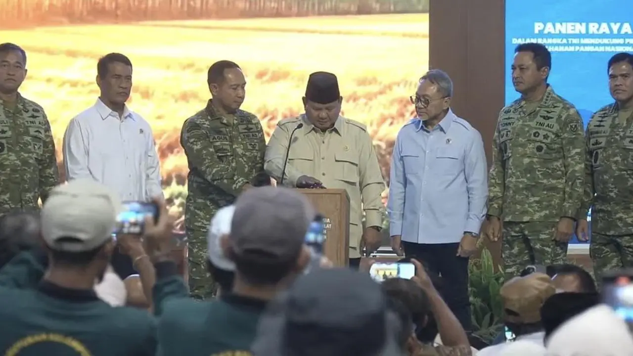 Prabowo Resmikan Panen Raya Serentak TNI dari Lanud Abdulrachman Saleh