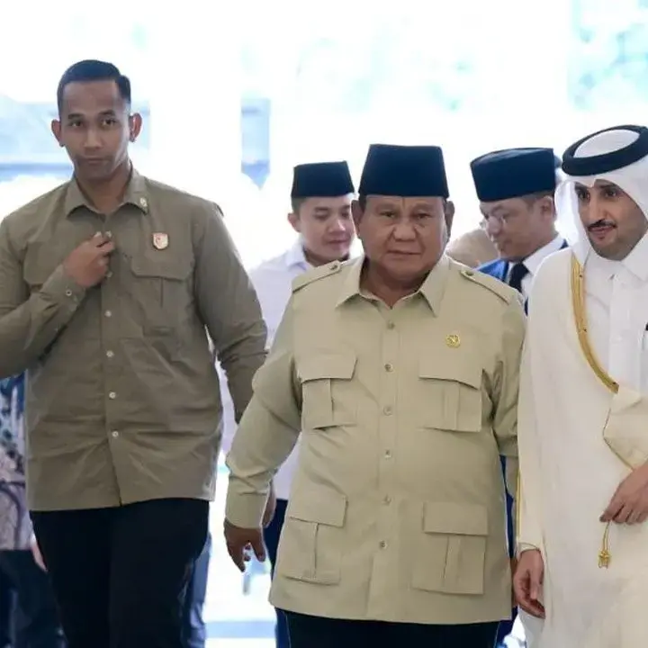 Prabowo Sambangi Kedutaan Qatar dan Tulis Pesan Belasungkawa untuk Sheikh Hamad