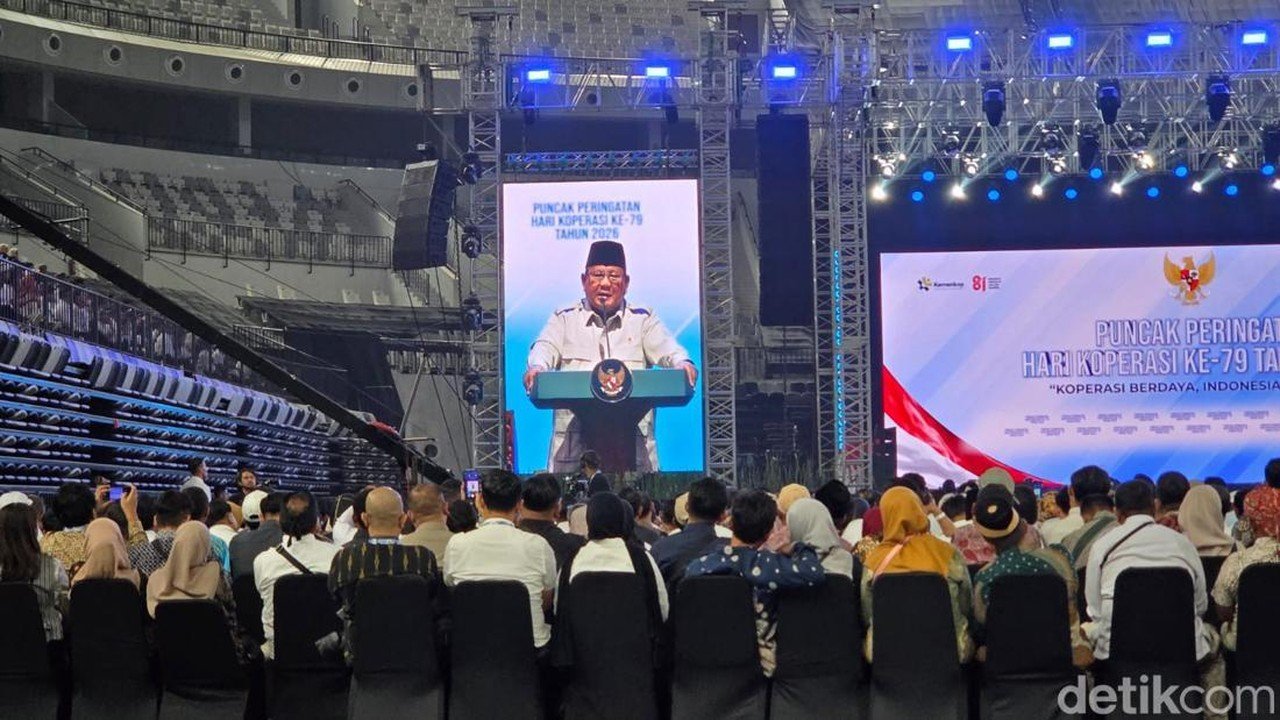 Prabowo Tegaskan Koperasi Akan Kembalikan Kekayaan ke Desa