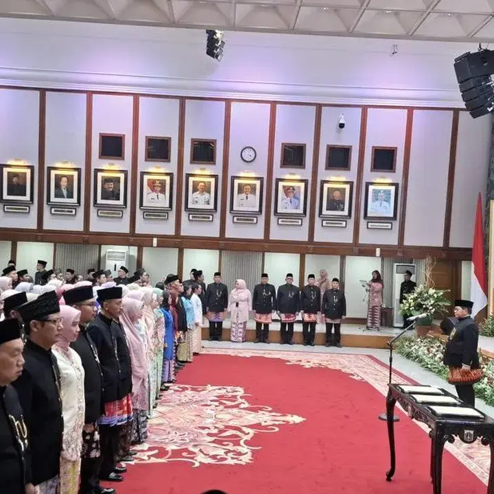 Pramono Lantik 239 Pejabat Fungsional Pemprov DKI, Tekankan Peran Pendidikan